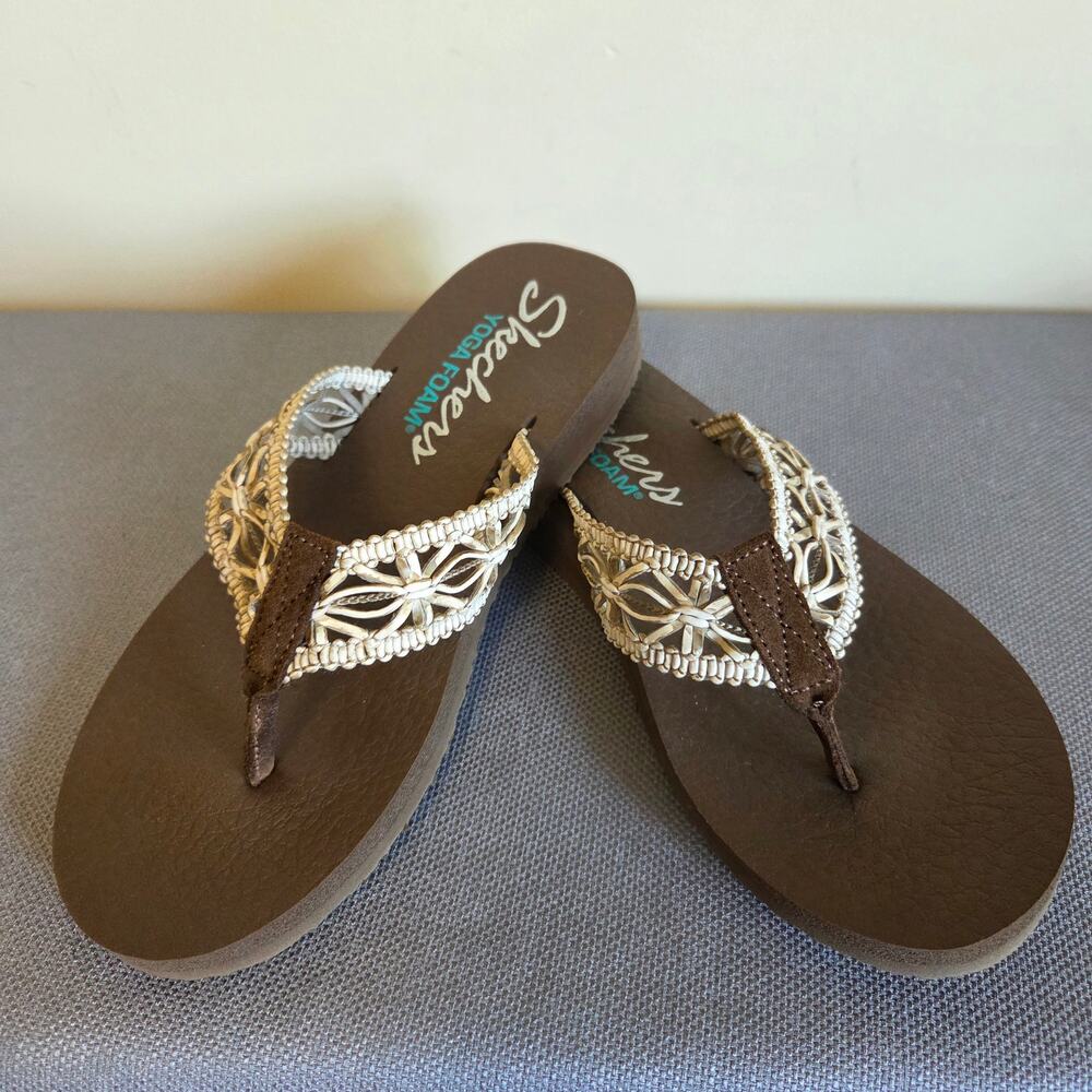 NWOT Skechers 7.5 Asana Yoga Foam Thong Flip Flop Sandals Macrame